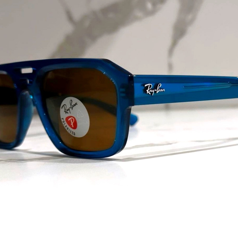 Unisex Rayban "Corridor"